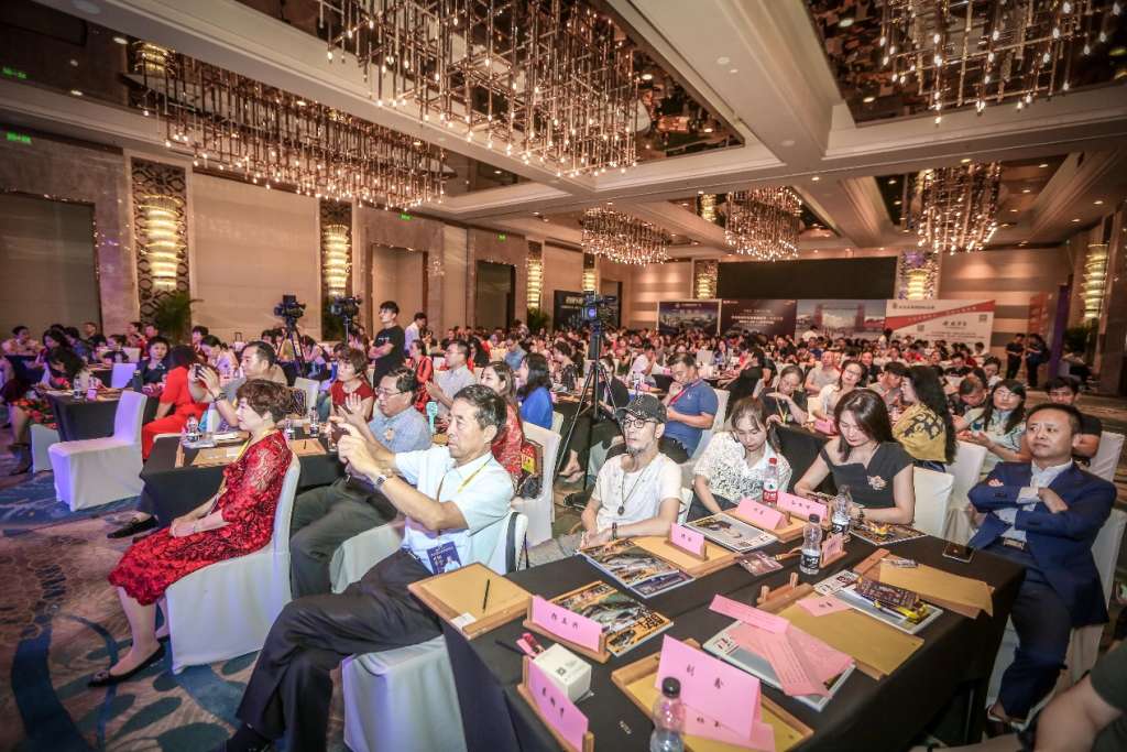 D:\CIAAF摄影摄像\CIA19\2019.6.27 会展中心汽车周边展会\修\WN1A9398-15.jpg